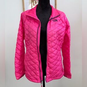The North Face Pink Quilted Puffer Jacket Women’s Medium
